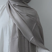 Load image into Gallery viewer, Velvet Satin Hijab - Silver
