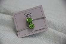 Load image into Gallery viewer, Hijab Pins - Scarf Brooches - Green
